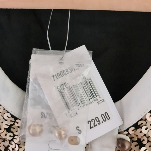 Charlie Brown Pregnancy Maternity Top - Picture 5 of 5